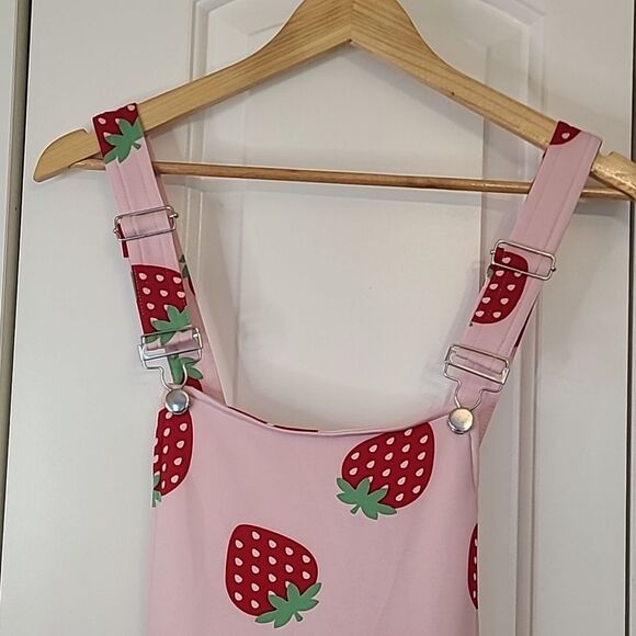 Hot Topic Pink Red Green Novelty Strawberry Print Overalls Shortalls Size M - Picture 3 of 14
